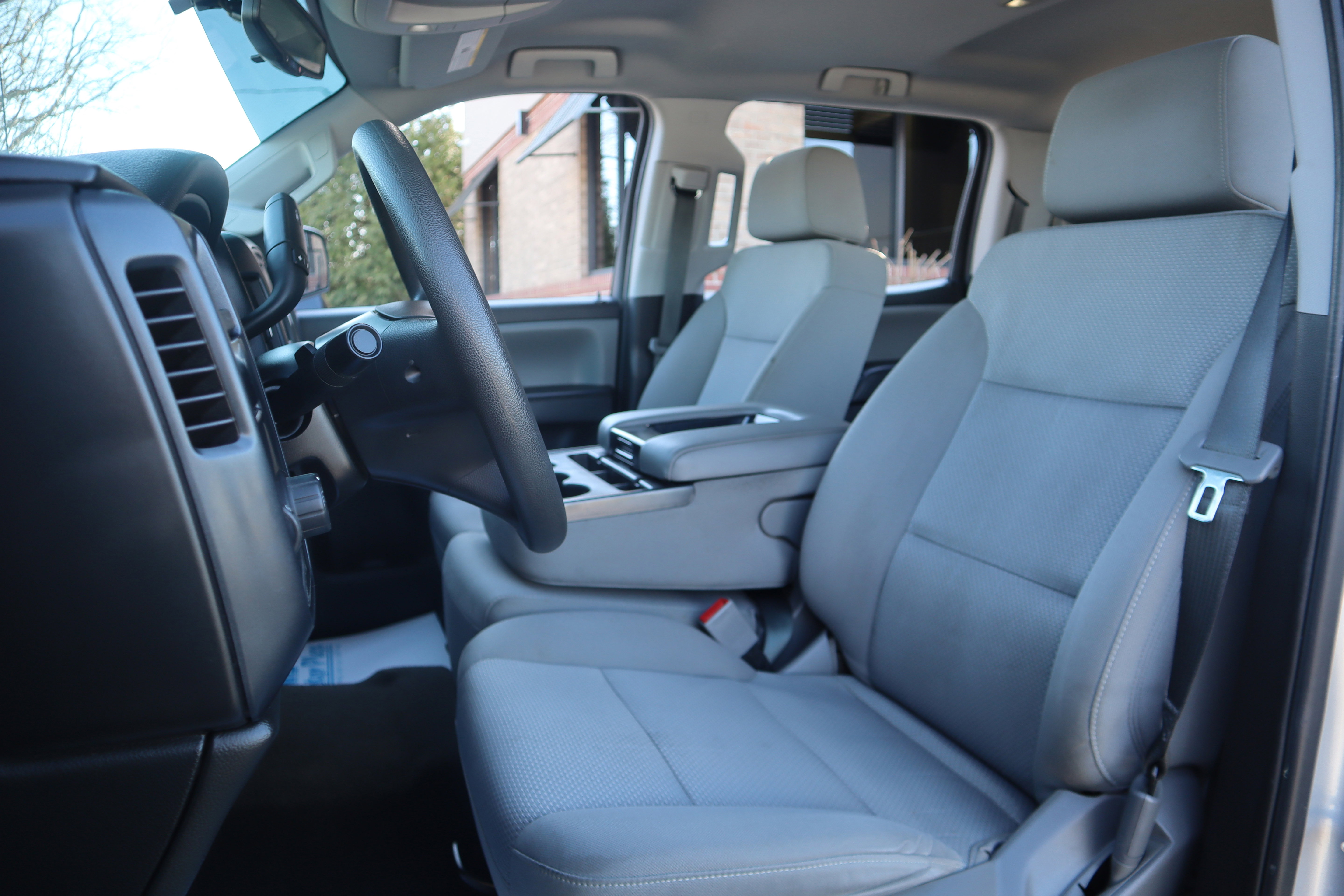 Used 2018 Chevrolet Silverado 1500 Custom w/ Custom Value Package RWD image 24