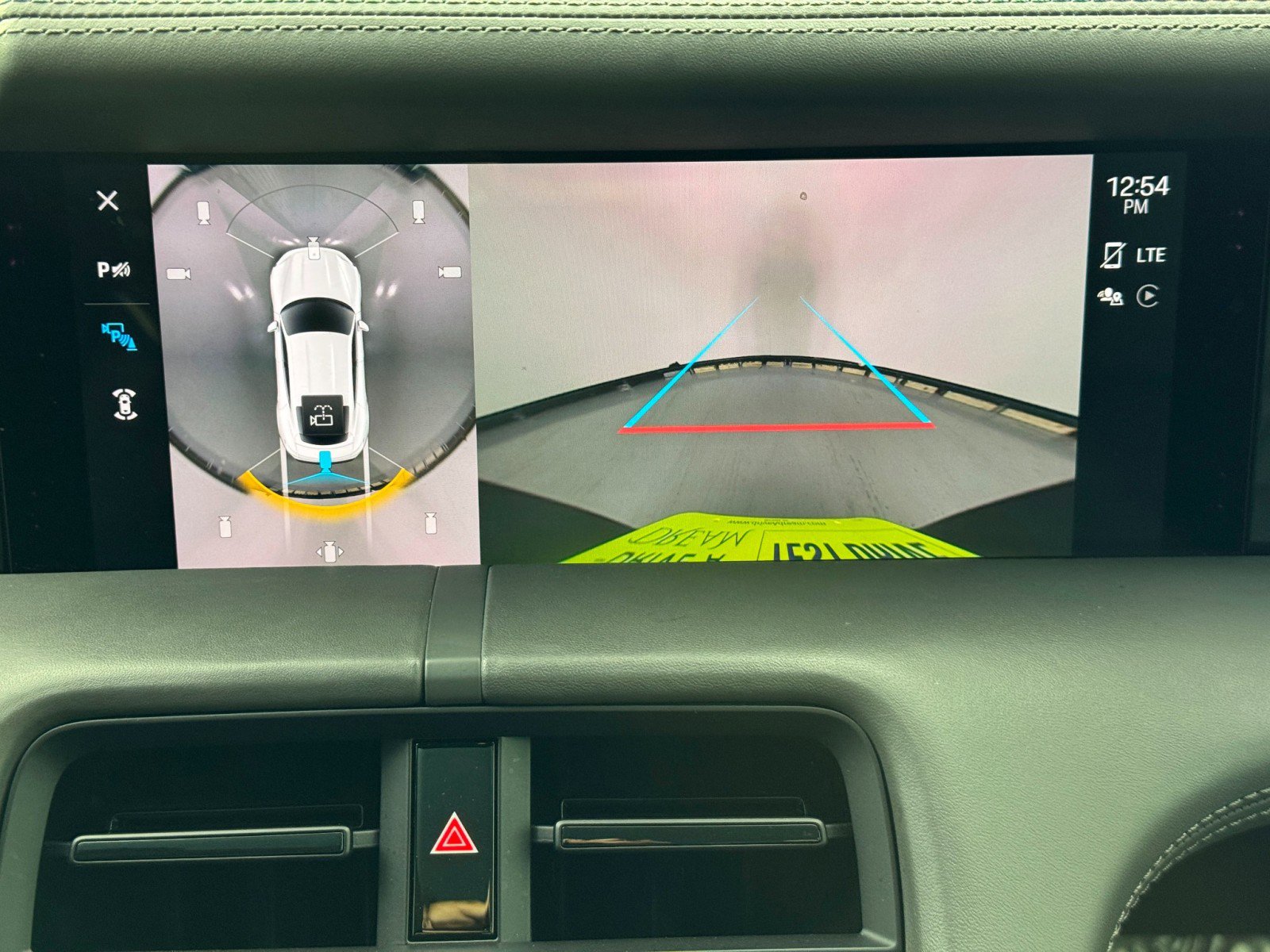 Used 2020 Porsche Taycan 4S w/ Premium Package image 34