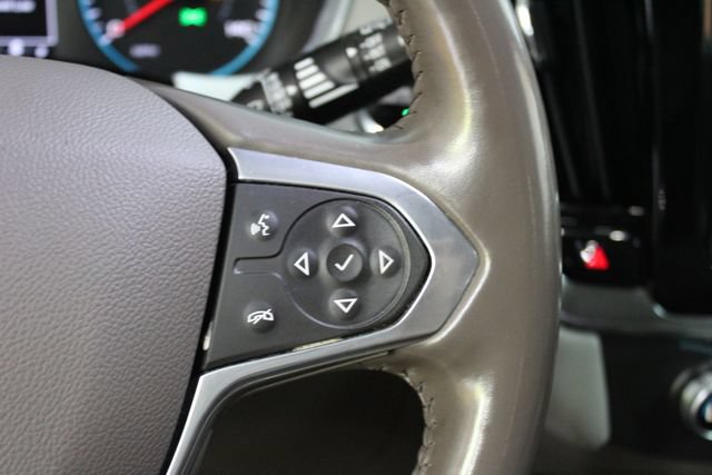 Used 2021 Chevrolet Traverse LT FWD image 17