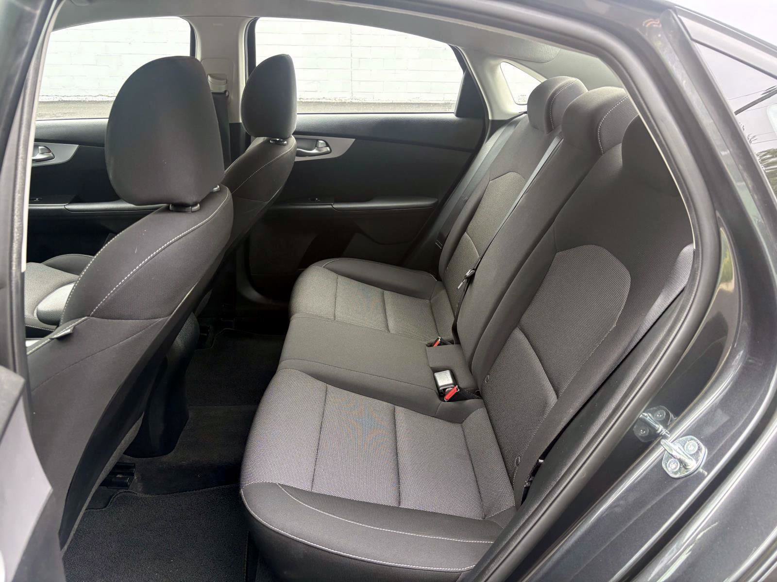 Certified 2023 Kia Forte LXS w/ LXS Technology Package FWD image 28