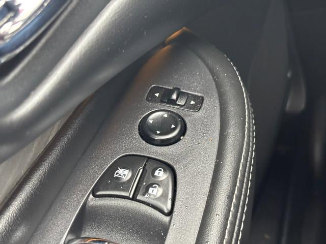 Used 2018 Nissan Murano Platinum w/ Cargo Package AWD/4WD image 23