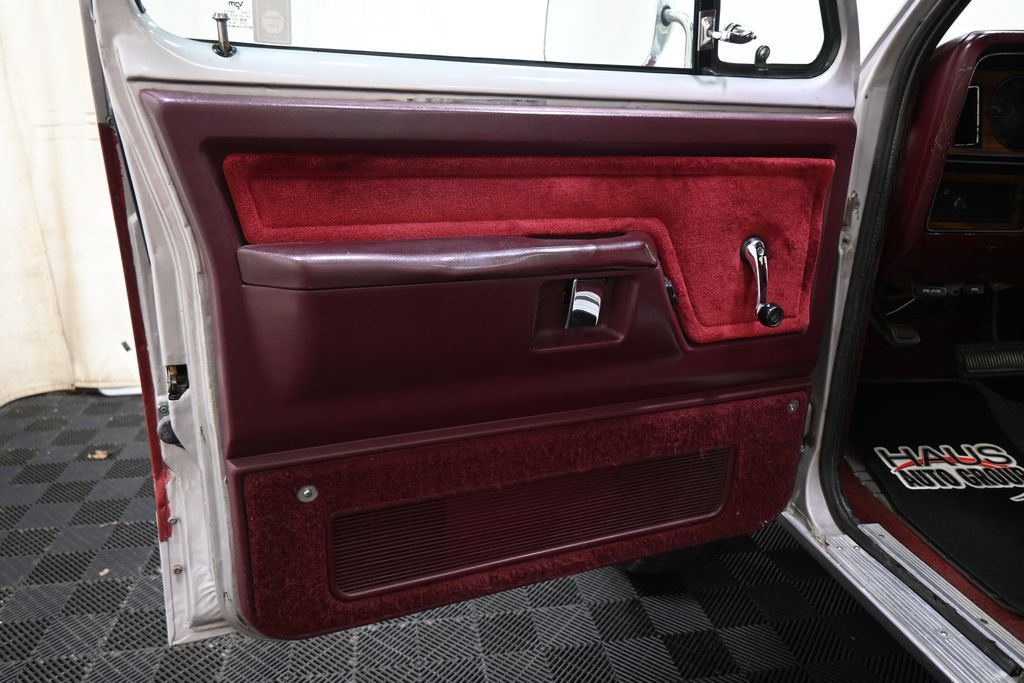 Used 1989 Dodge Ramcharger 4WD image 22