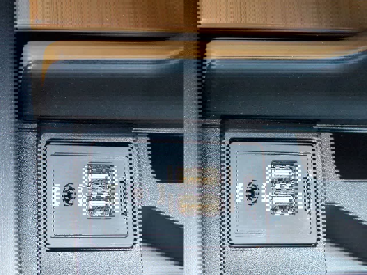 Used 2019 Lexus ES 350 Luxury w/ Accessory Package image 31