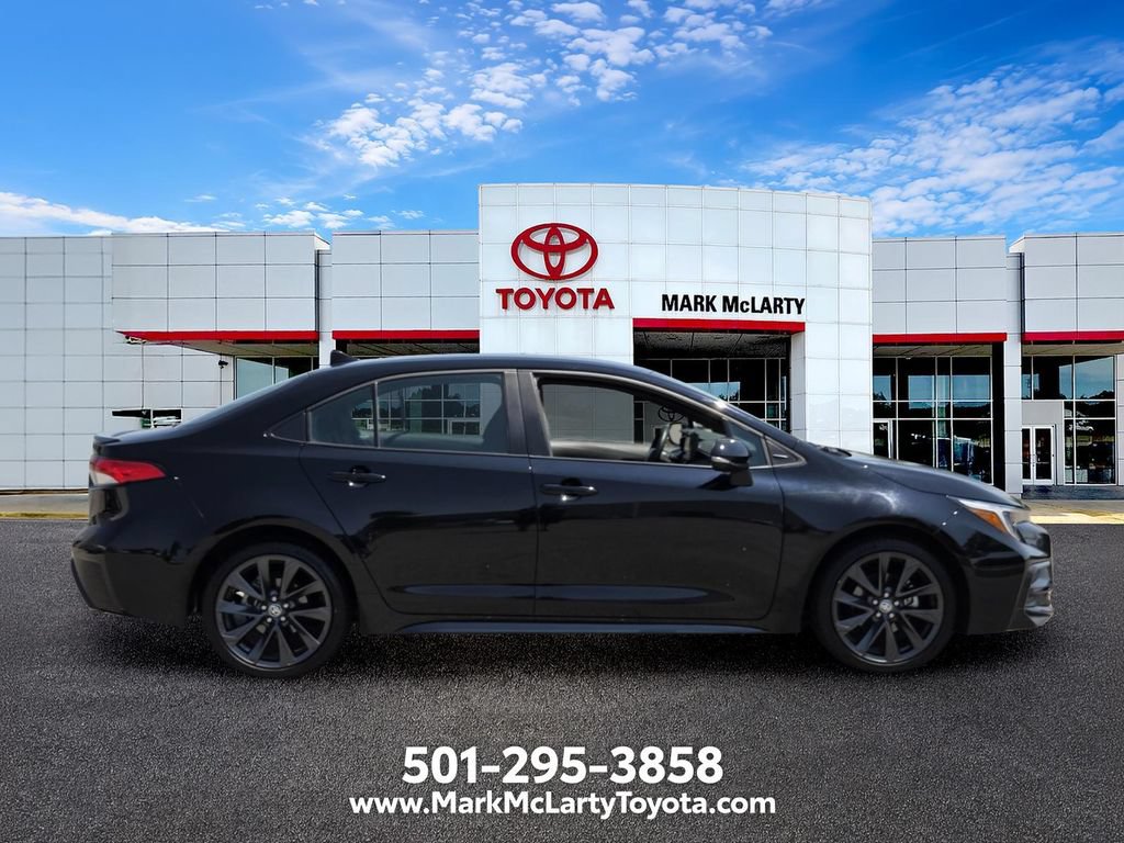 Used 2025 Toyota Corolla SE FWD image 6