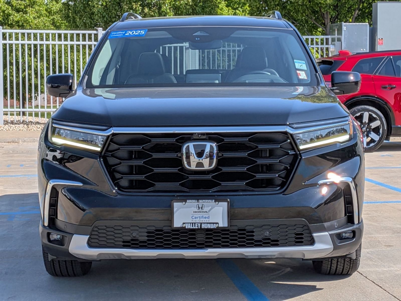 Certified 2025 Honda Pilot Elite image 3