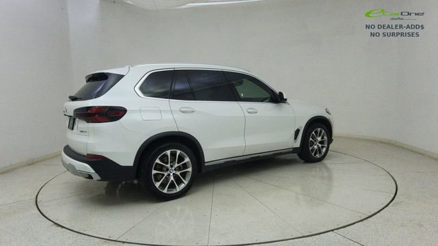 Used 2025 BMW X5 xDrive40i AWD/4WD image 70