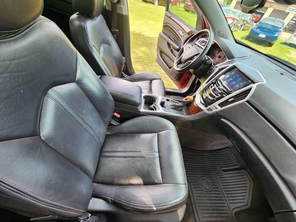 Used 2015 Cadillac SRX Luxury w/ Driver Awareness Package image 9