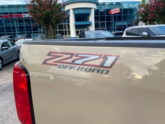 Used 2022 Chevrolet Colorado Z71 AWD/4WD image 26