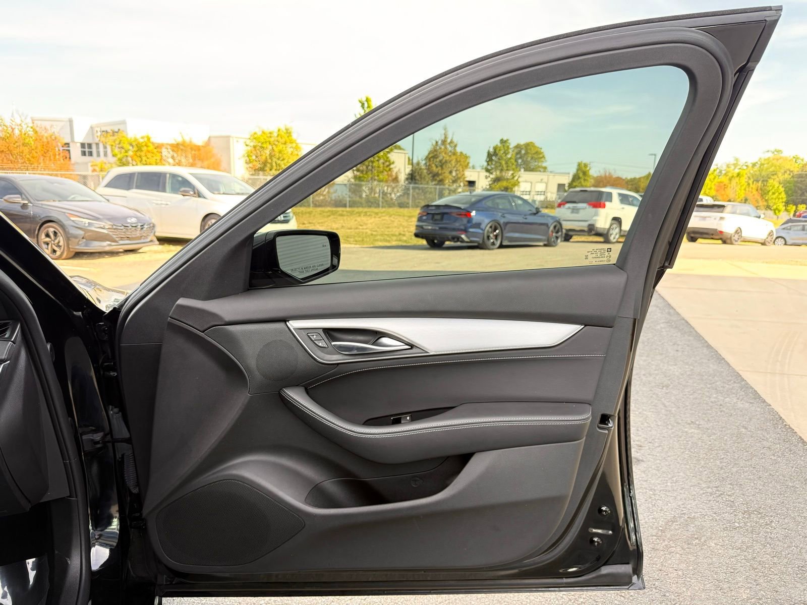 Used 2023 Cadillac CT5 Luxury RWD image 28