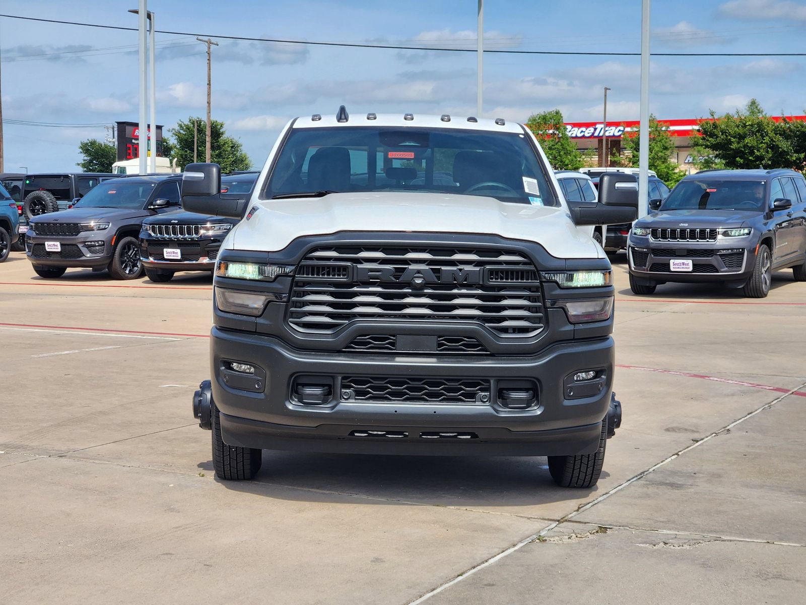 New 2026 RAM 3500 Tradesman AWD/4WD image 6