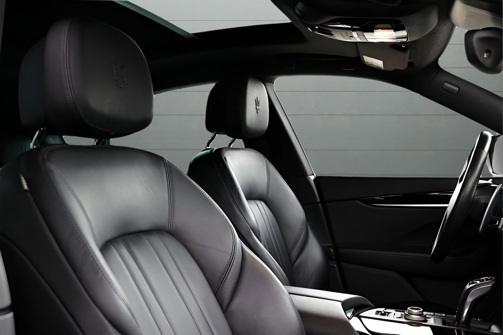 Used 2023 Maserati Levante Modena image 82