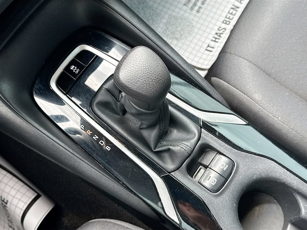 Used 2021 Toyota Corolla LE FWD image 26