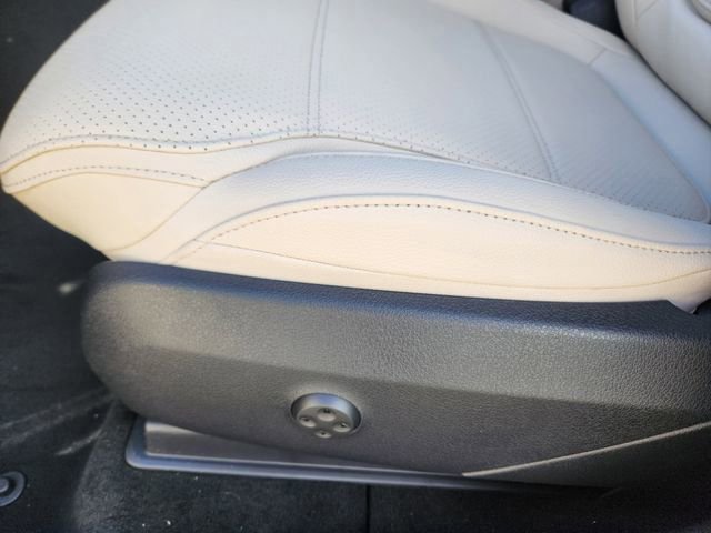 Certified 2026 Mercedes-Benz GLC 300 4MATIC image 9