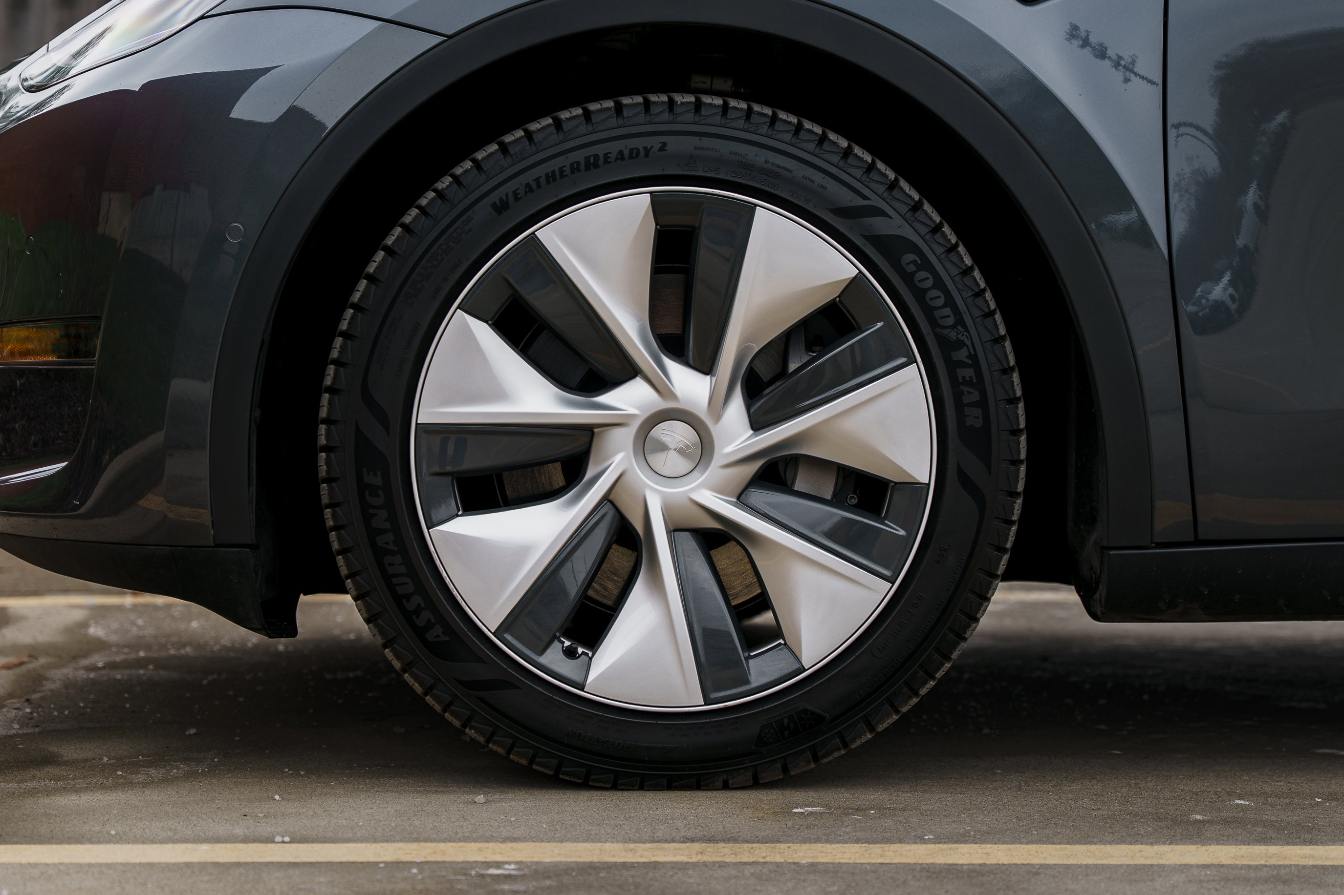 Used 2022 Tesla Model Y Long Range image 27