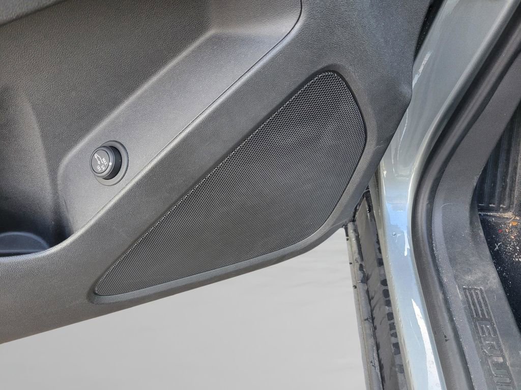 Used 2023 Chevrolet Equinox RS image 30