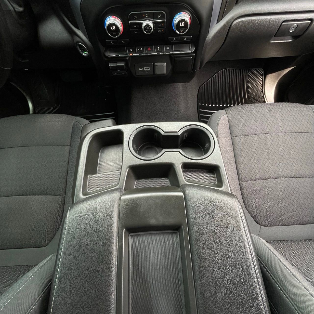 Used 2020 GMC Sierra 1500 Elevation w/ Elevation Value Package image 20