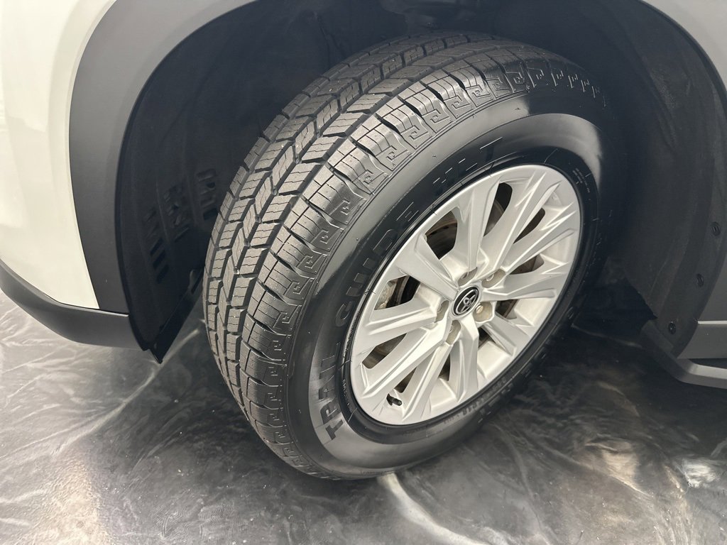 Used 2024 Toyota Grand Highlander XLE image 35