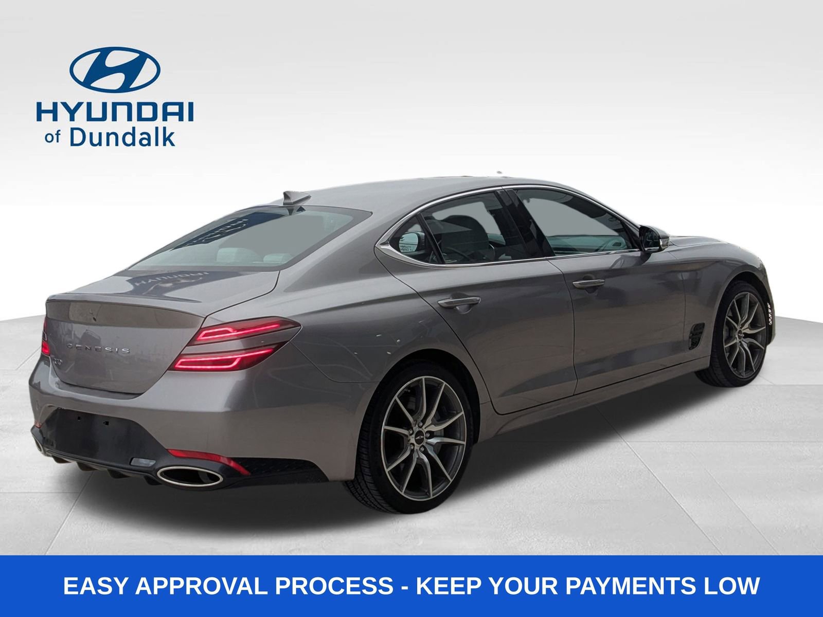 Used 2024 Genesis G70 2.5T image 7