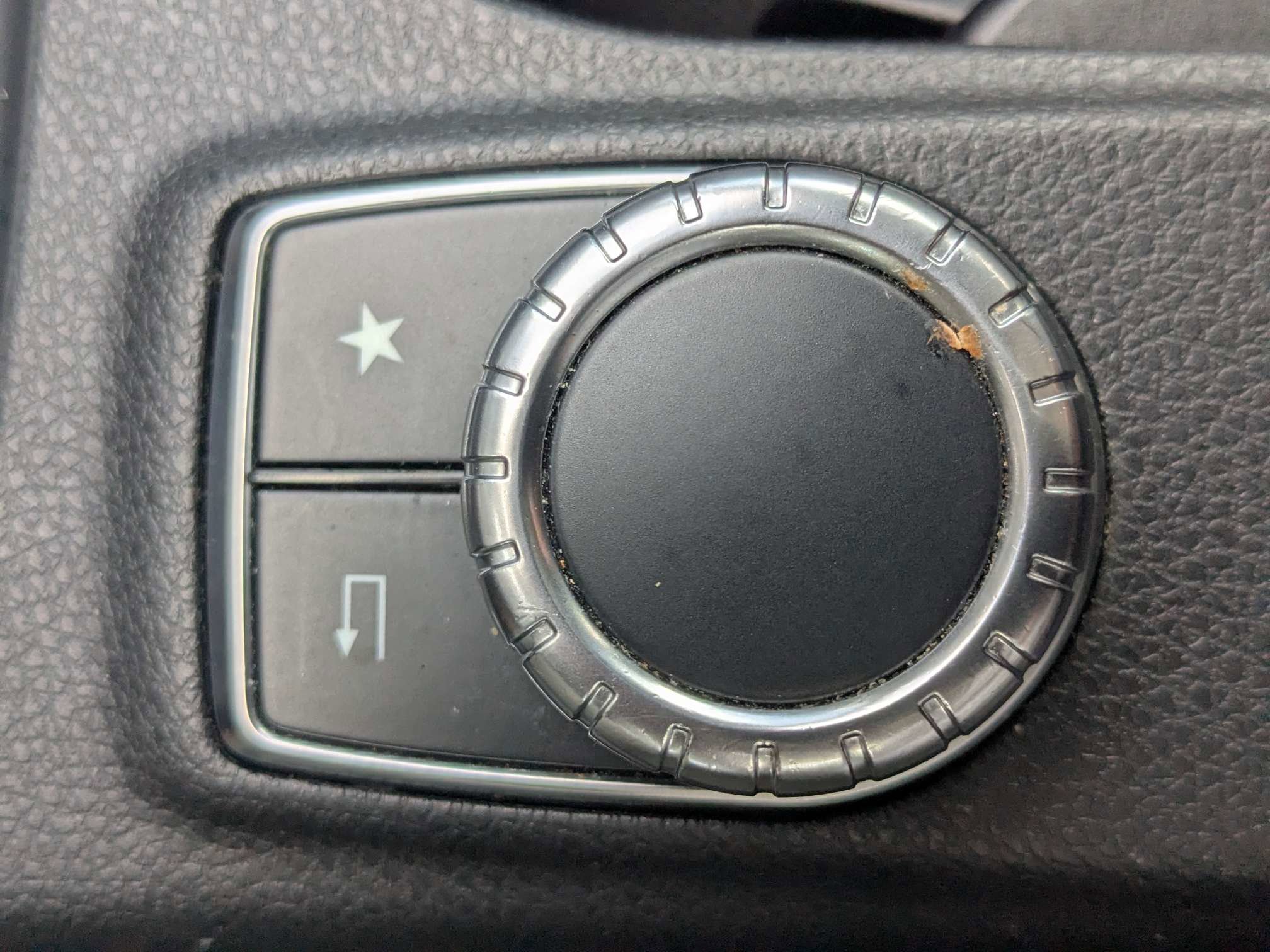 Used 2019 Mercedes-Benz GLA 250 image 27