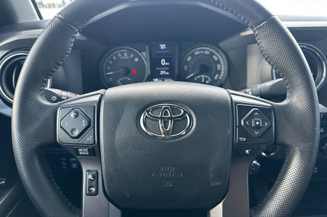 Certified 2017 Toyota Tacoma TRD Sport image 33