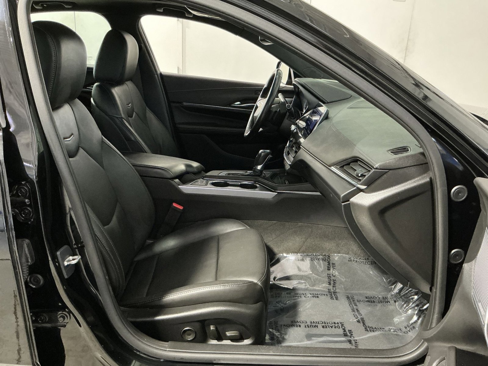 Used 2023 Cadillac CT4 Premium Luxury AWD/4WD image 27