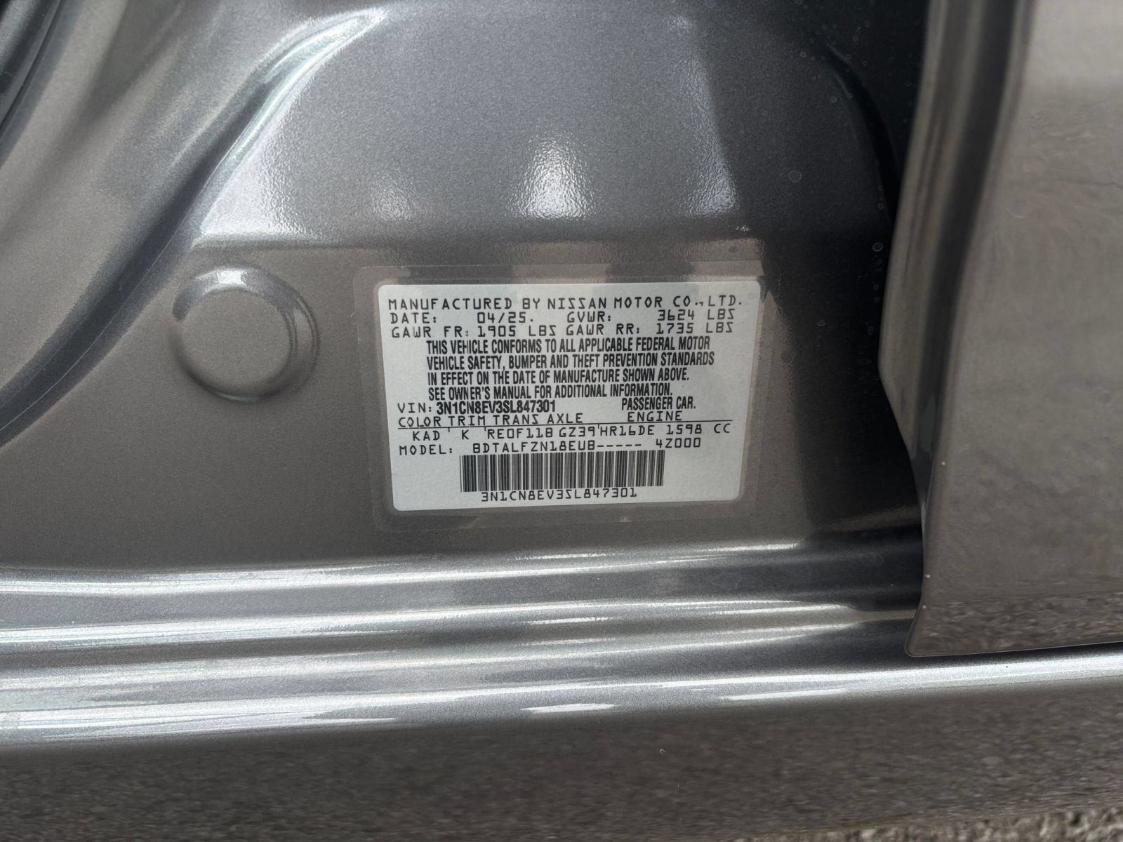Used 2025 Nissan Versa SV FWD image 28