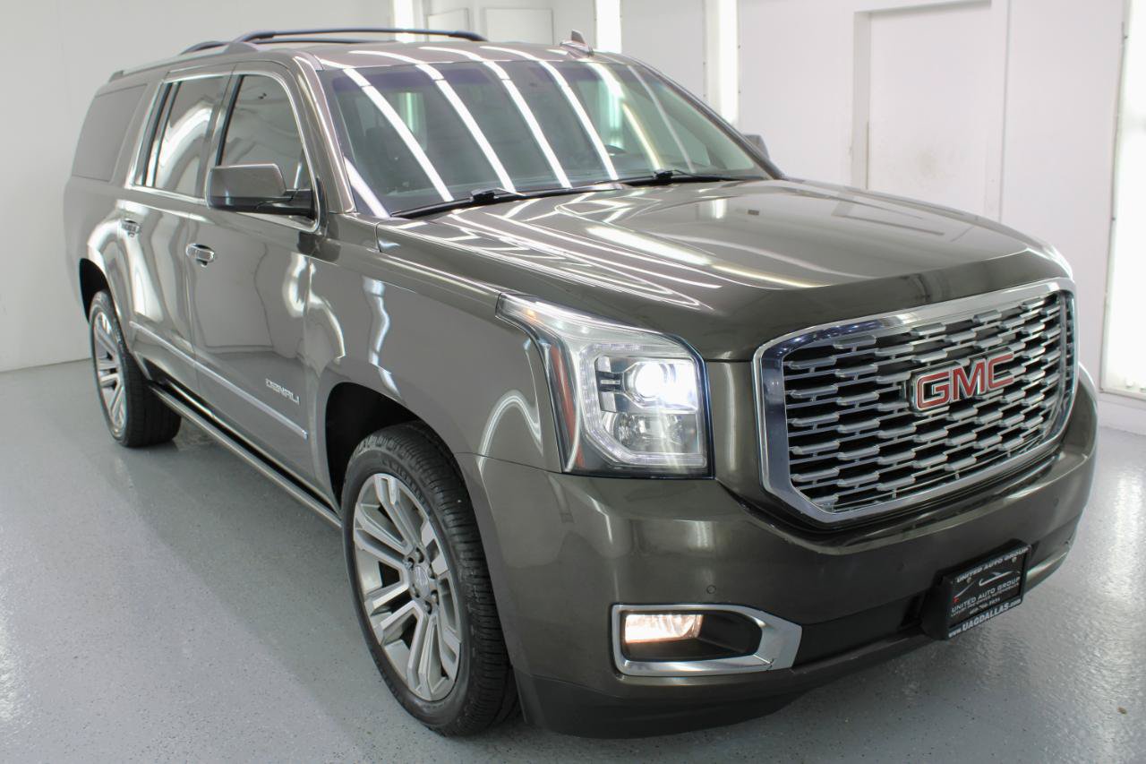 Used 2019 GMC Yukon XL Denali w/ Denali Ultimate Package AWD/4WD image 12