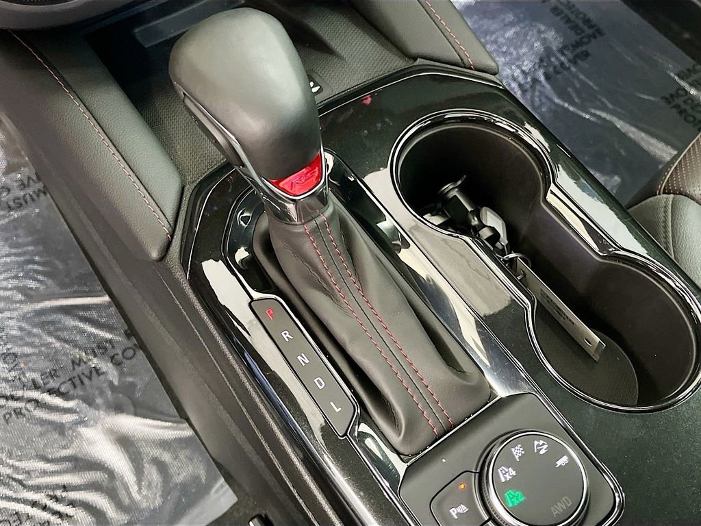 Used 2025 Chevrolet Blazer RS w/ Driver Confidence II Package image 17