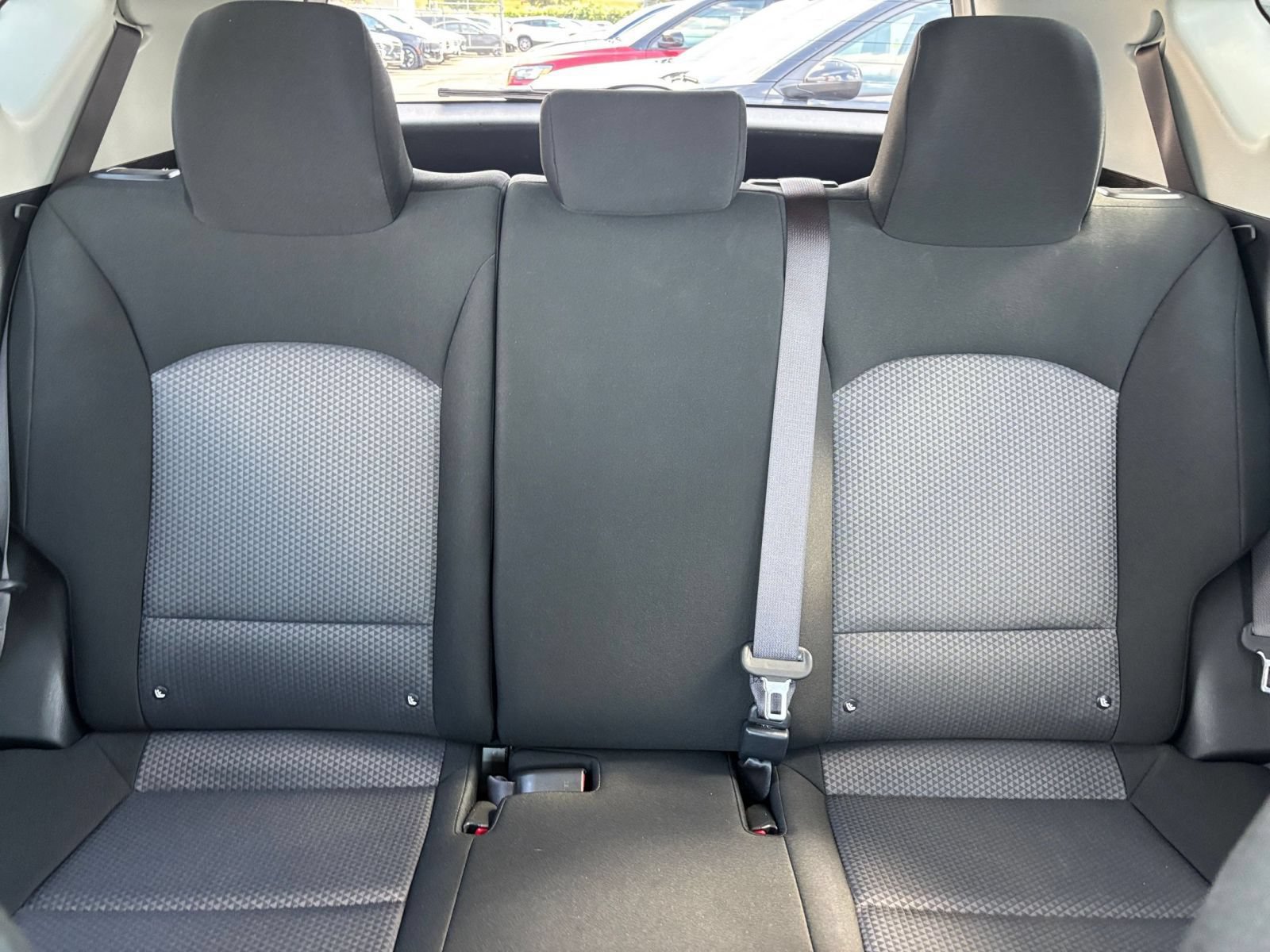 Used 2025 Kia Soul LX w/ LX Technology Package FWD image 31