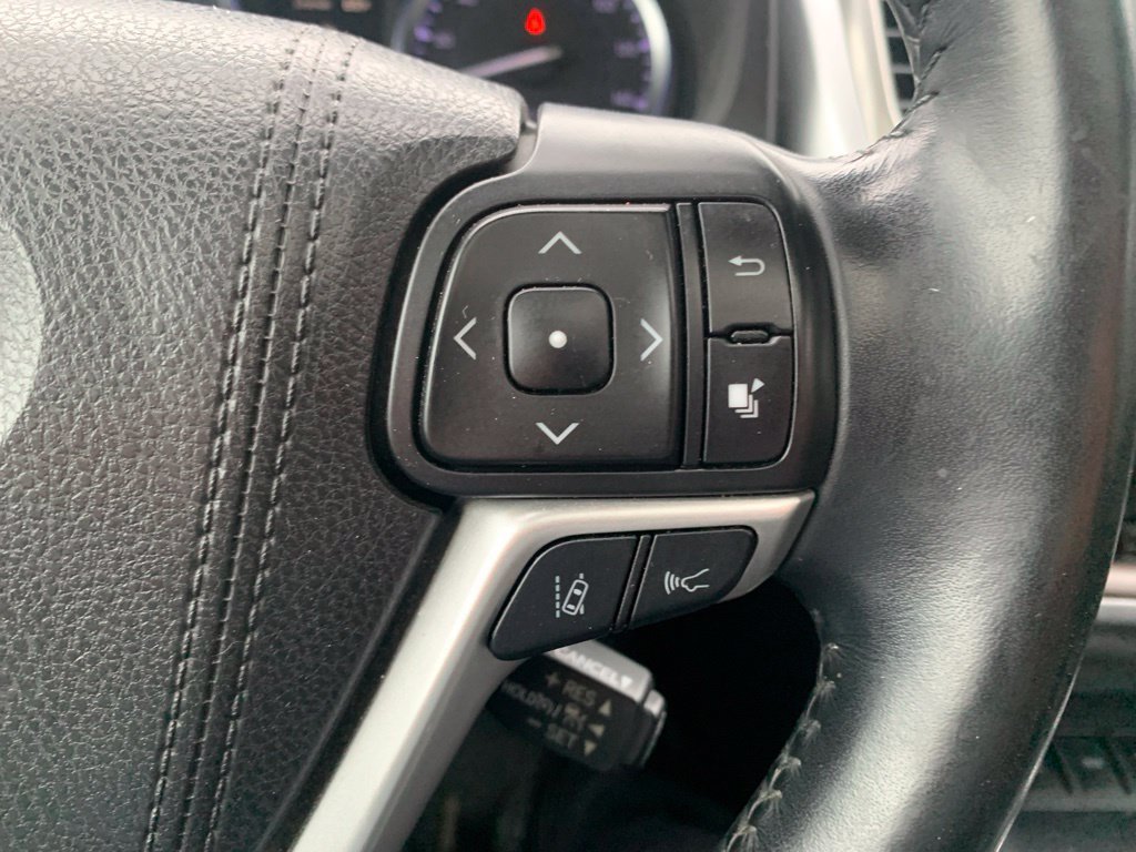 Used 2018 Toyota Highlander Limited w/ Protection Package #3 AWD/4WD image 43