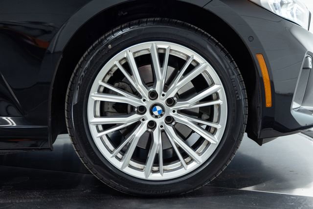 Certified 2024 BMW 330i xDrive Sedan w/ Premium Package image 27