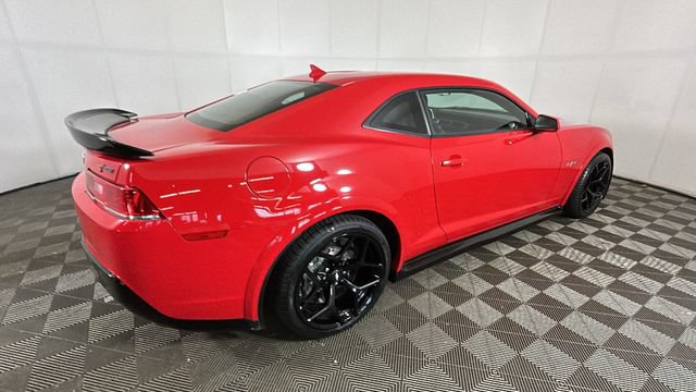Used 2015 Chevrolet Camaro Z/28 RWD video 2