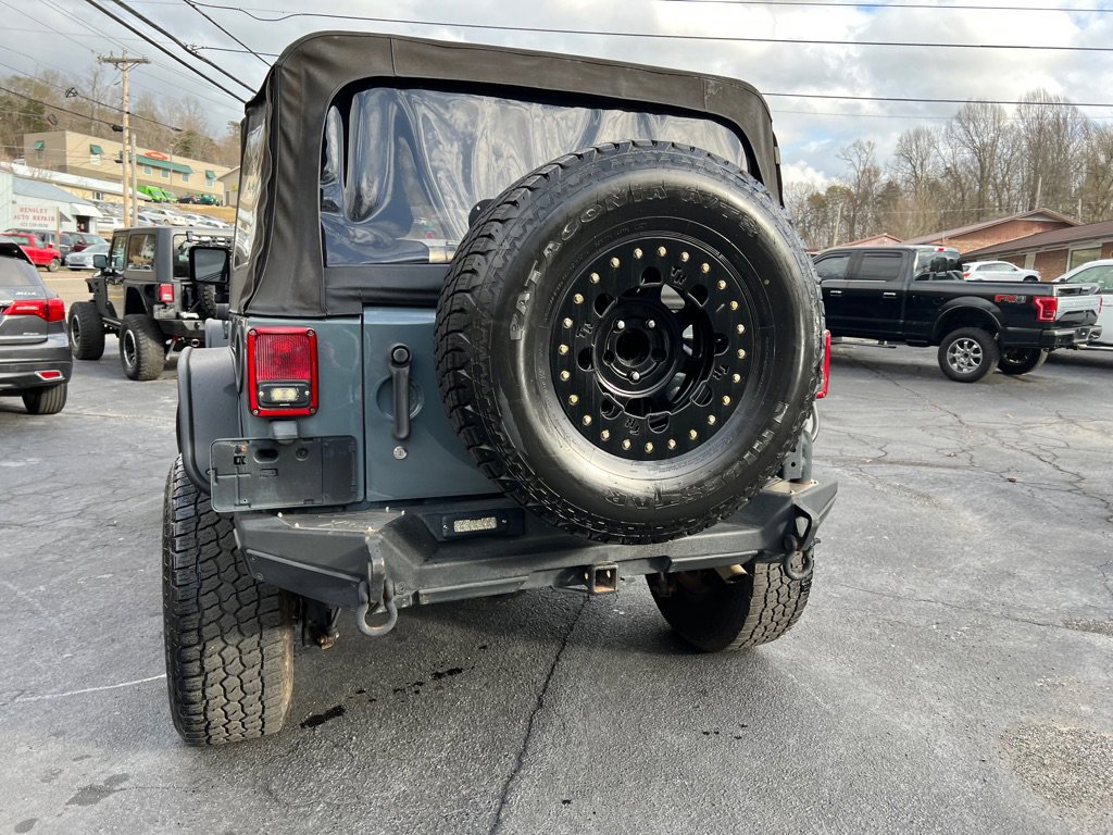 Used 2015 Jeep Wrangler Unlimited Sport image 72