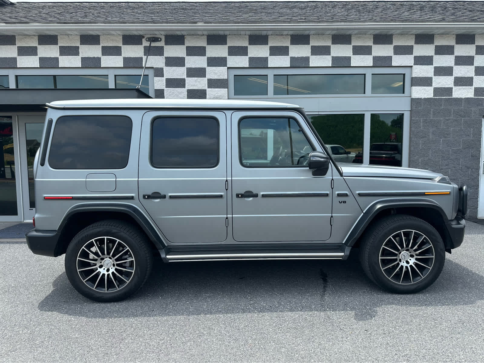 Used 2022 Mercedes-Benz G 550 image 8