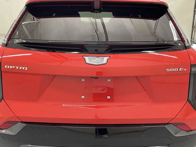New 2025 Cadillac Optiq Sport 2 w/ LPO, Floor Liner Package AWD/4WD image 19