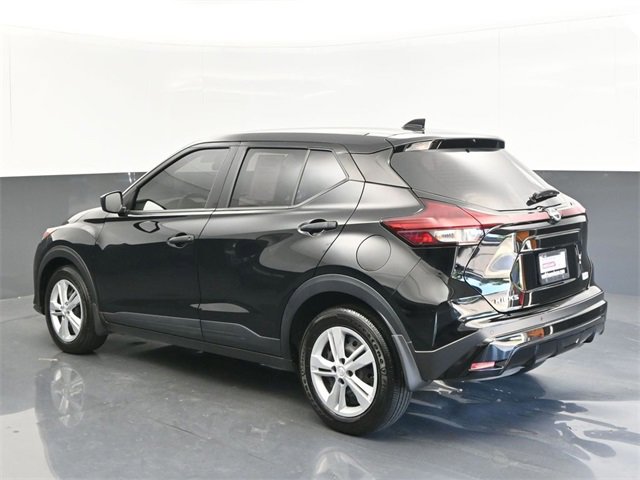 Certified 2024 Nissan Kicks S image 3