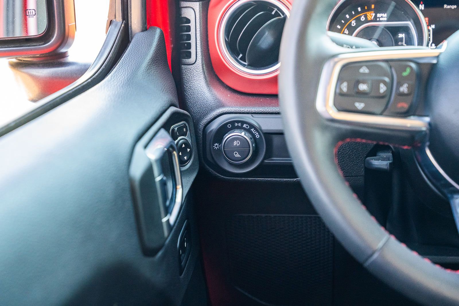 Used 2023 Jeep Gladiator Rubicon w/ LED Lighting Group image 27