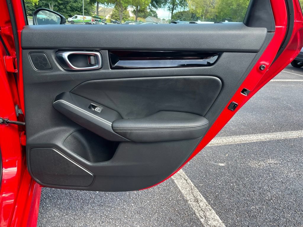Certified 2025 Honda Civic Sport Touring image 34