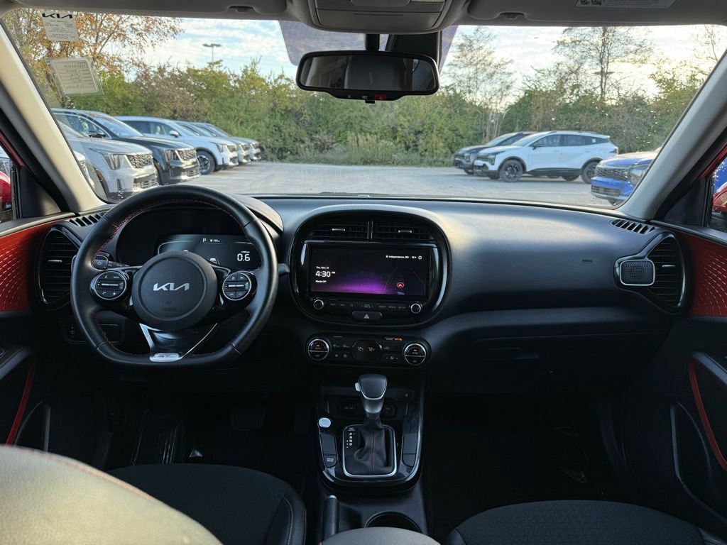 Certified 2024 Kia Soul GT-Line image 28