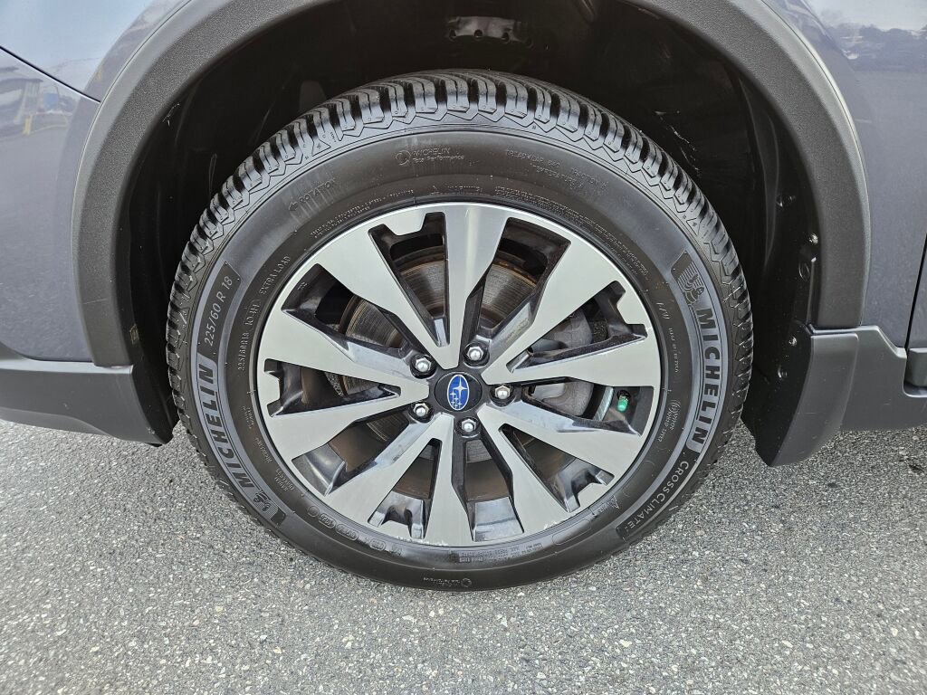 Used 2016 Subaru Outback 3.6R Limited image 9