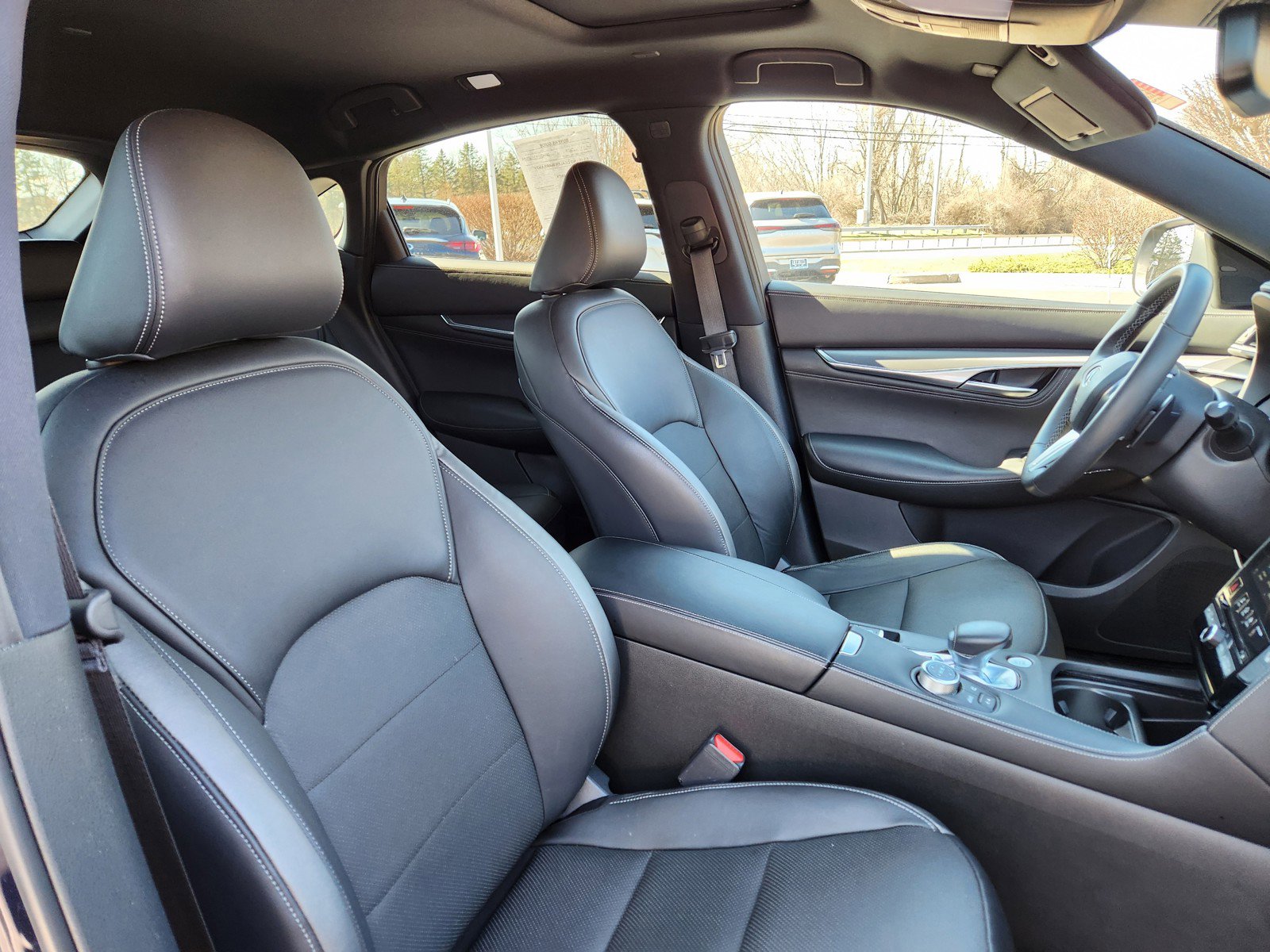 Used 2023 INFINITI QX55 Luxe w/ Cargo Package image 16