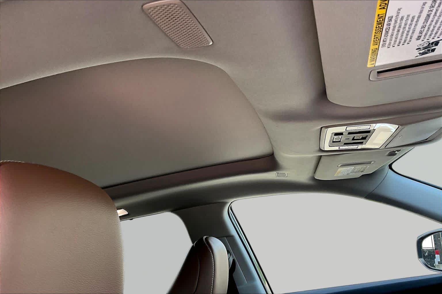 Used 2025 Toyota Grand Highlander AWD image 14