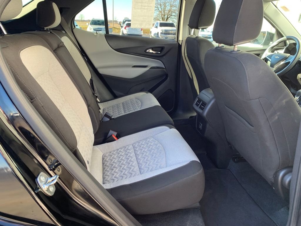 Used 2024 Chevrolet Equinox LS w/ LS Convenience Package image 16