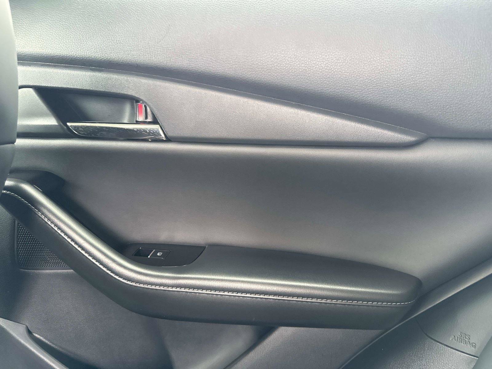 Certified 2025 MAZDA CX-30 AWD 2.5 S w/ Preferred Package image 14