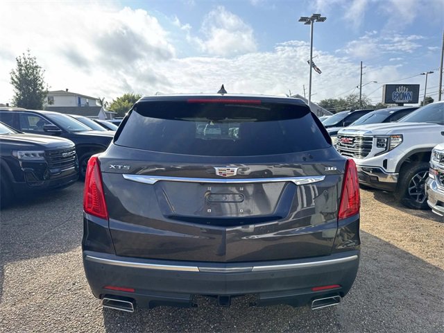 Used 2018 Cadillac XT5 Luxury image 8