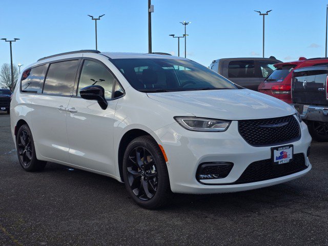 2026 Chrysler Pacifica
