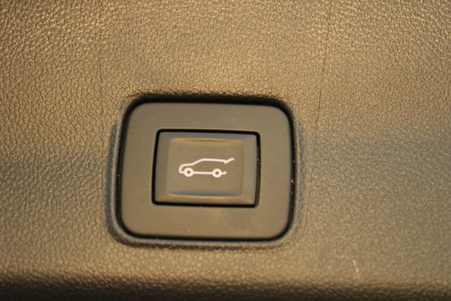 Used 2025 Chevrolet TrailBlazer ACTIV w/ Convenience Package image 16