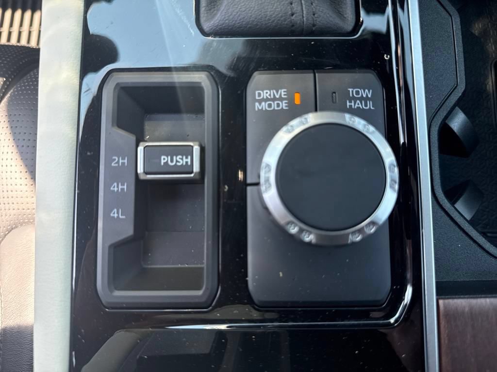 Used 2024 Toyota Tundra Capstone AWD/4WD image 29