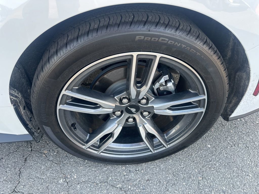 Used 2025 Ford Mustang Coupe image 15