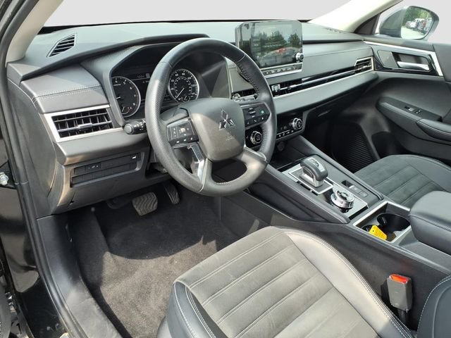Used 2024 Mitsubishi Outlander SE AWD/4WD image 24